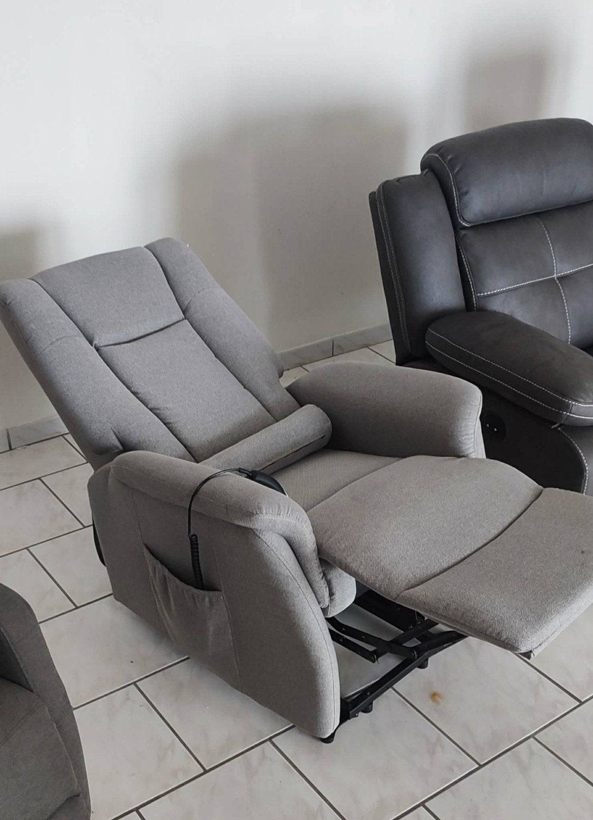 fauteuil électrique à deux moteurs couleur gris Neuf, Enlèvement, 50 à 75 cm, Tissus, Neuf