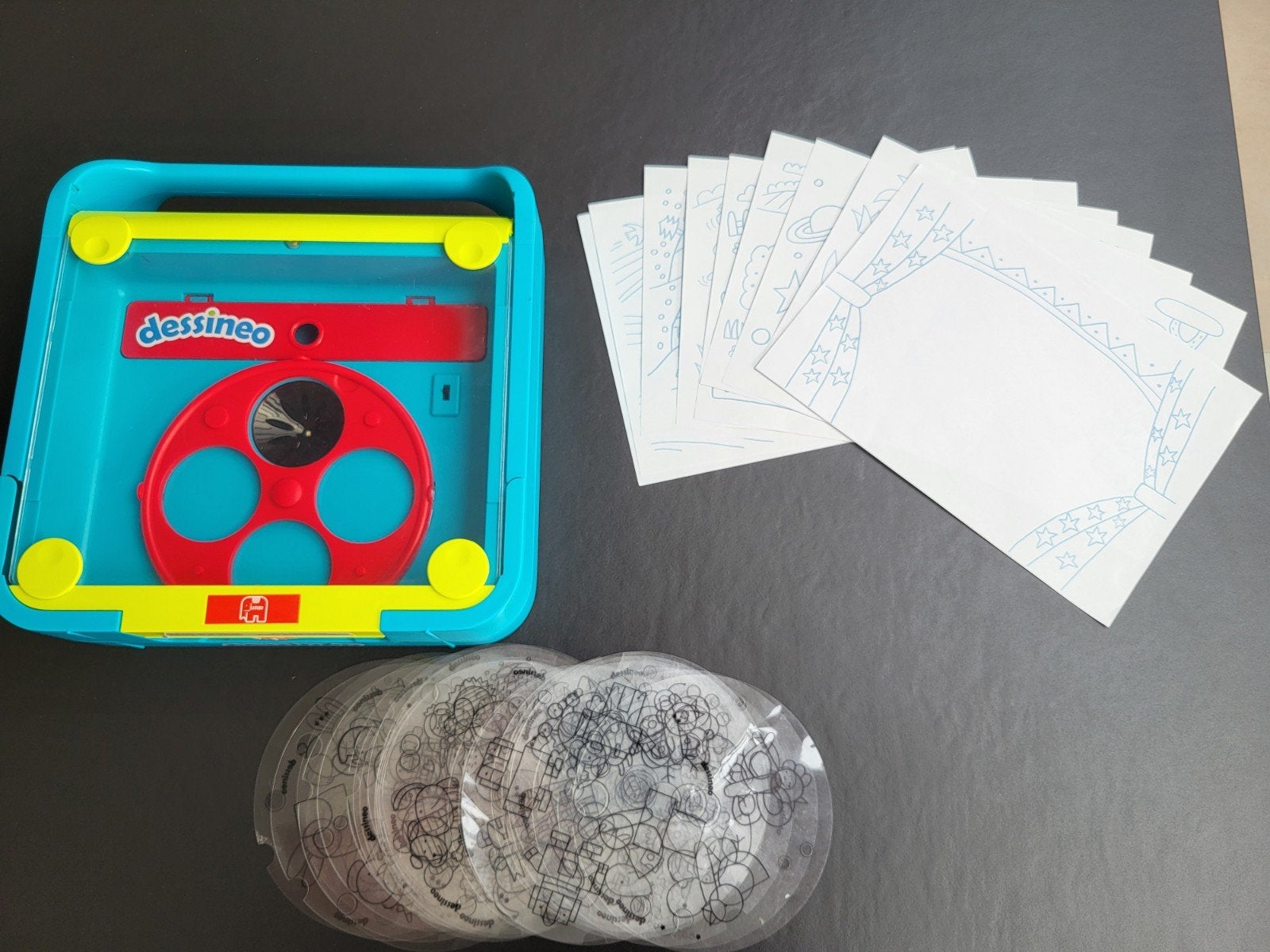 Dessineo, Kinderen en Baby's, Ophalen of Verzenden