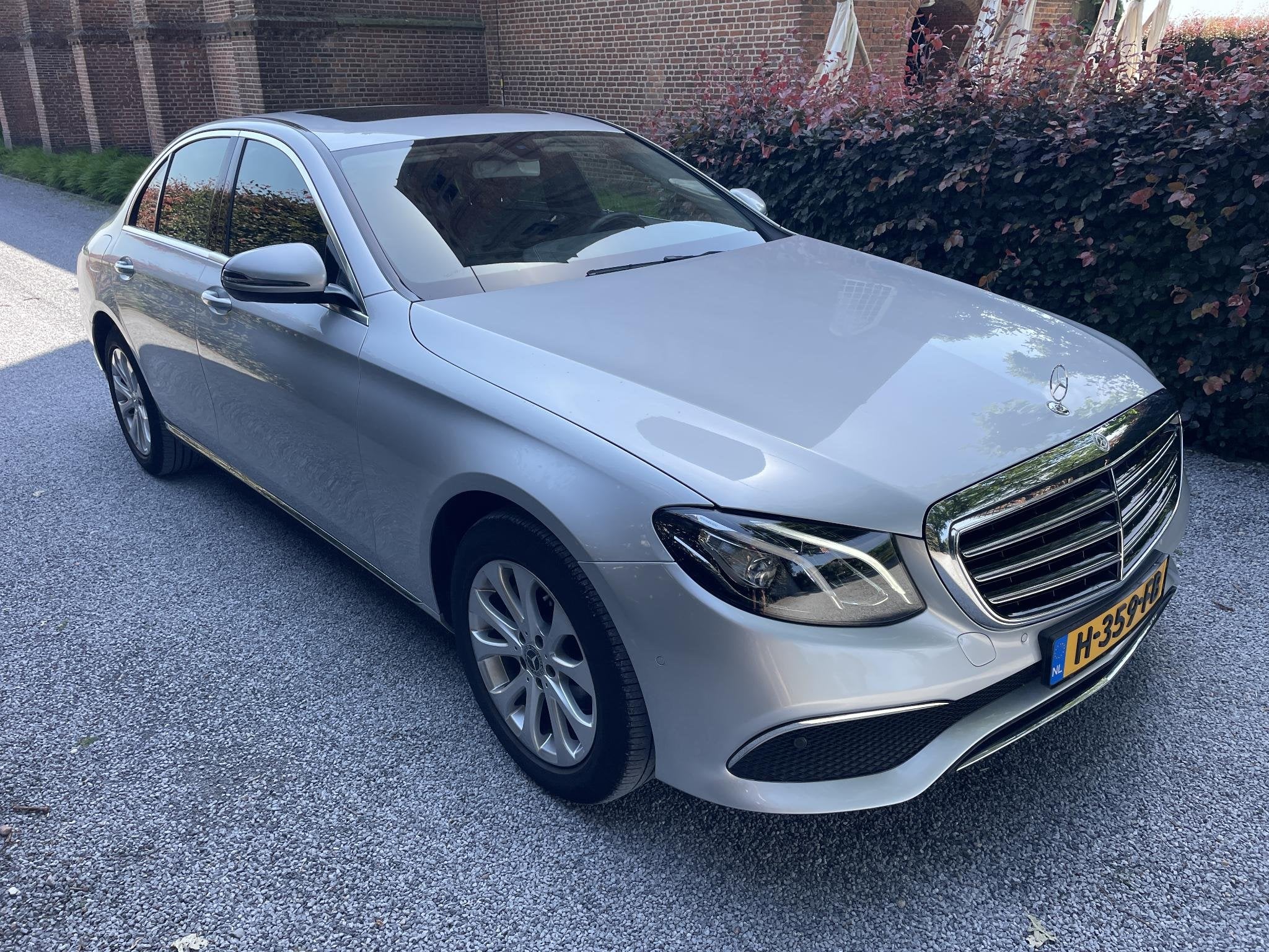 Mercedes-Benz E-klasse E-KLASSE E200 E 200 Business Solution, Auto's, Automaat, Achterwielaandrijving, Gebruikt, 4 cilinders