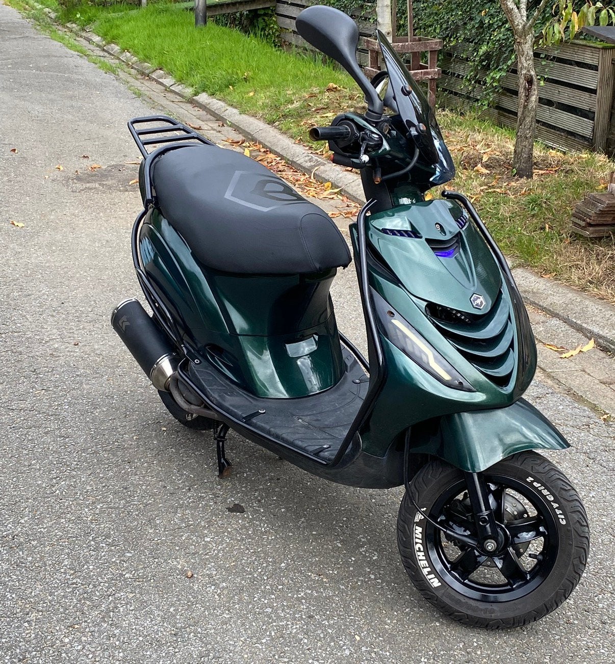 Piaggio zip b klasse, Vélos & Vélomoteurs, Scooters | Piaggio, Comme neuf, Zip, Enlèvement ou Envoi