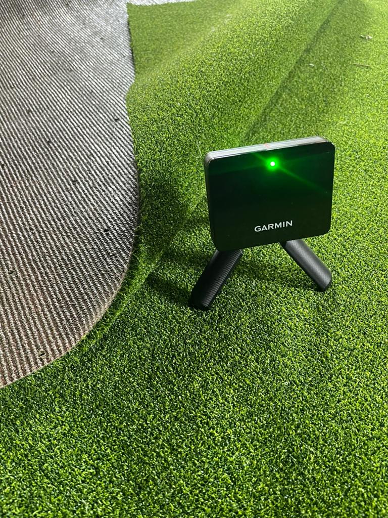 Garmin R10 + grasmat golf (home simulator), Sport en Fitness, Golf, Zo goed als nieuw, Ophalen