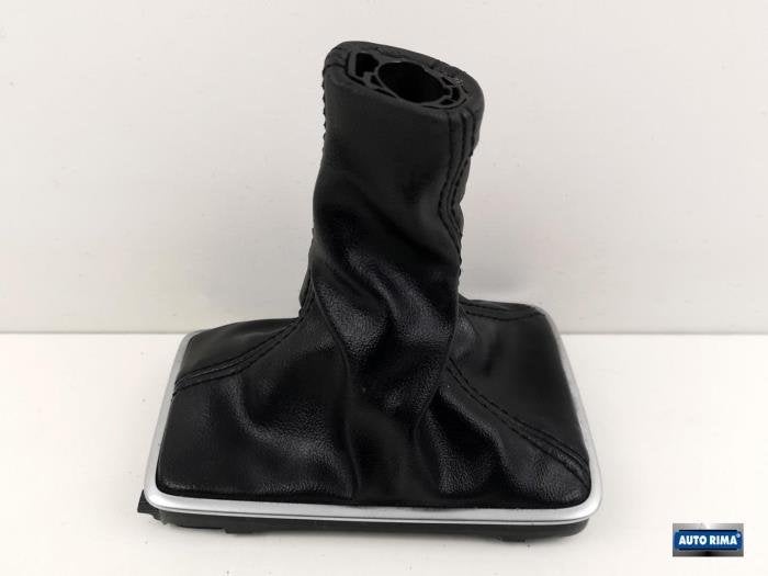 Enveloppe levier de vitesse d'un Volvo V40, -, 3 mois de garantie, Utilisé, -