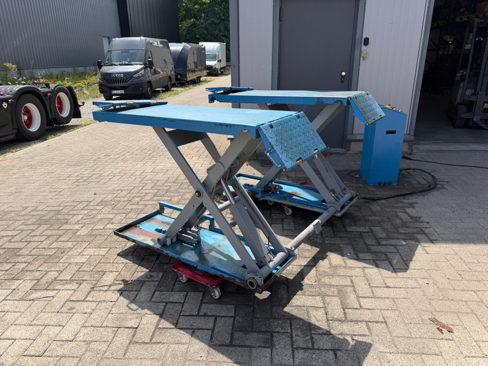 Pont élévateur et nettoyage de voitures G-force 220v 3000kg, Enlèvement, Utilisé