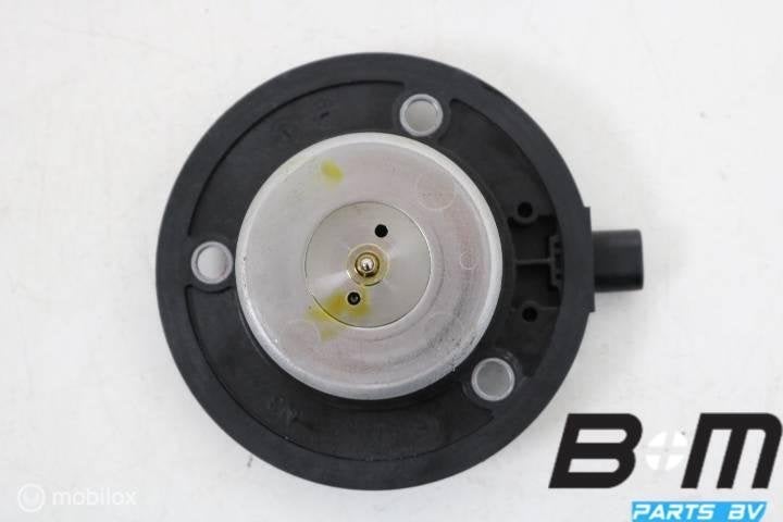 Magneetklep op cilinderkop VW Golf 7 06L109259A, Gebruikt