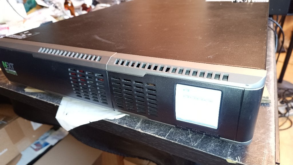 UPS NEXT LOGIXRT 2U 2000/1800 W --double conv-m/z NMC, Envoi, Utilisé