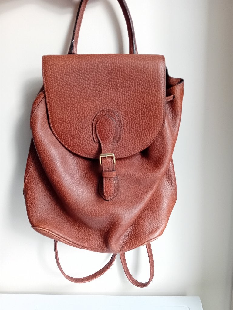 Sac a dos en cuir, Autres marques, 25 à 40 cm, Comme neuf, 30 à 45 cm