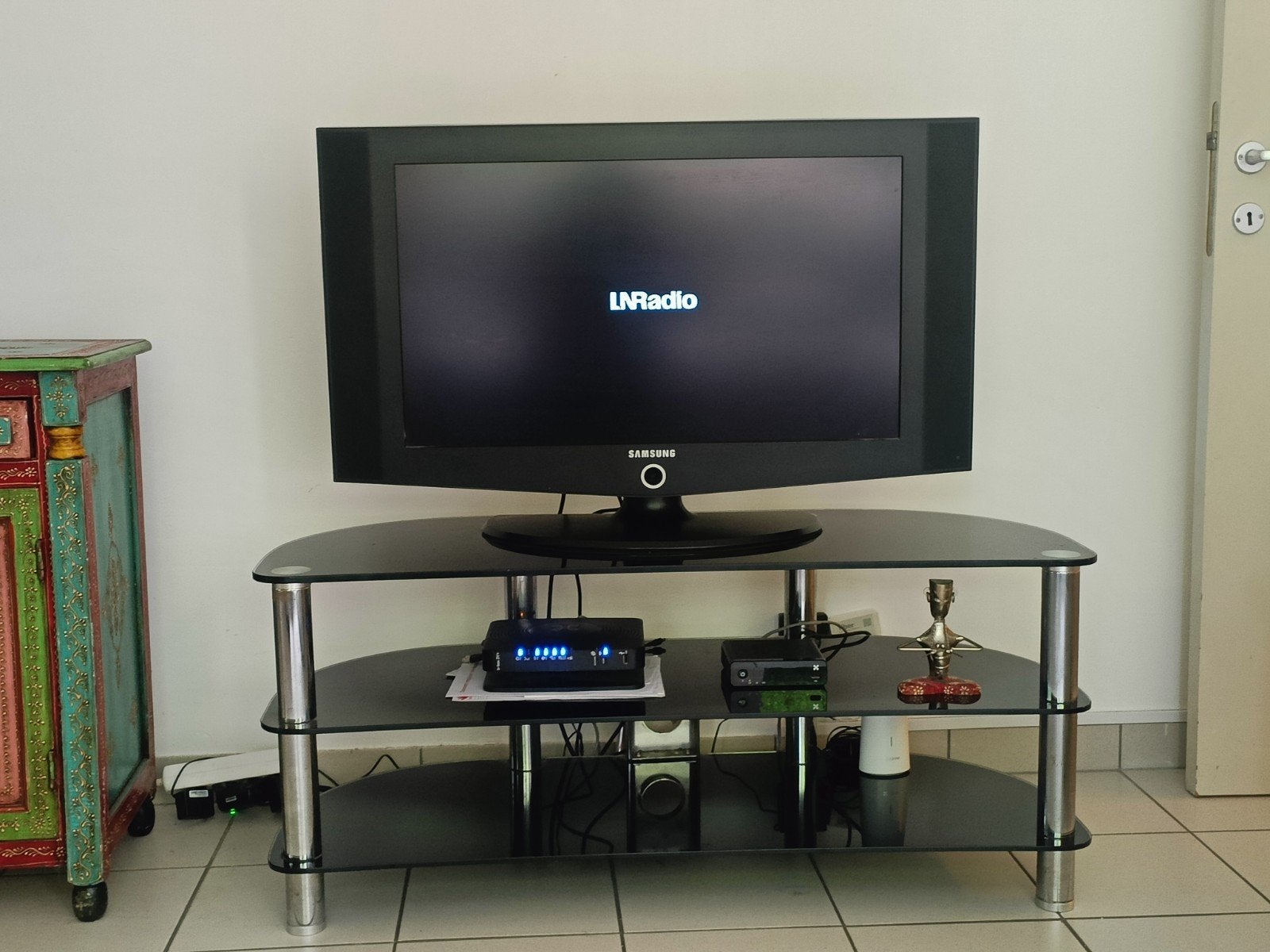 Meuble TV, Enlèvement