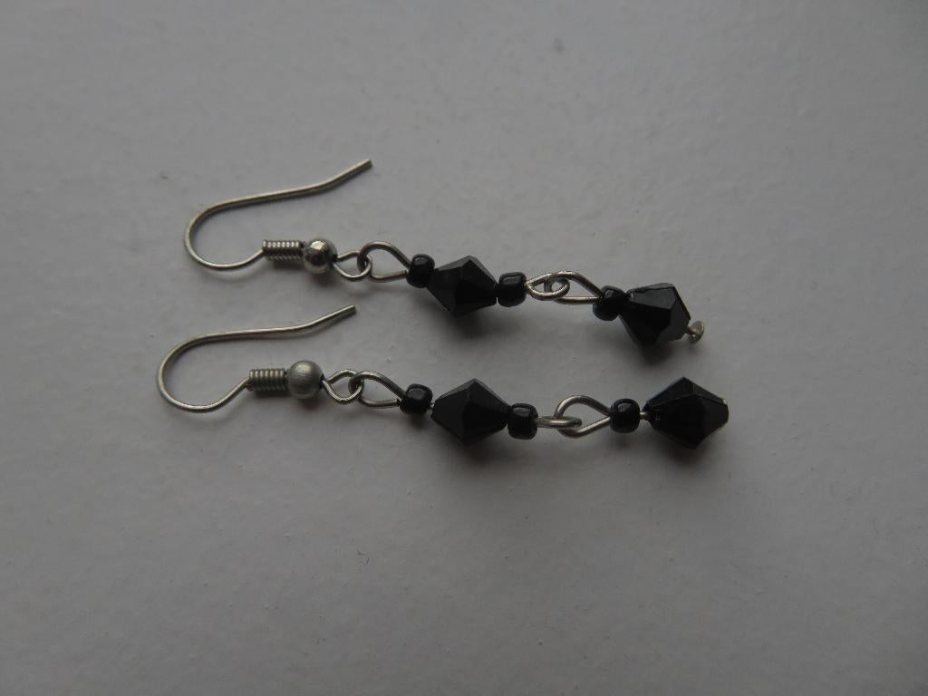 Lot 2 boucles d'oreilles pendantes perles noires, Enlèvement, Utilisé, Argent, Argent