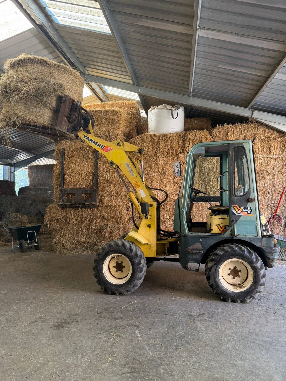 Chargeur articulé Yanmar, Enlèvement