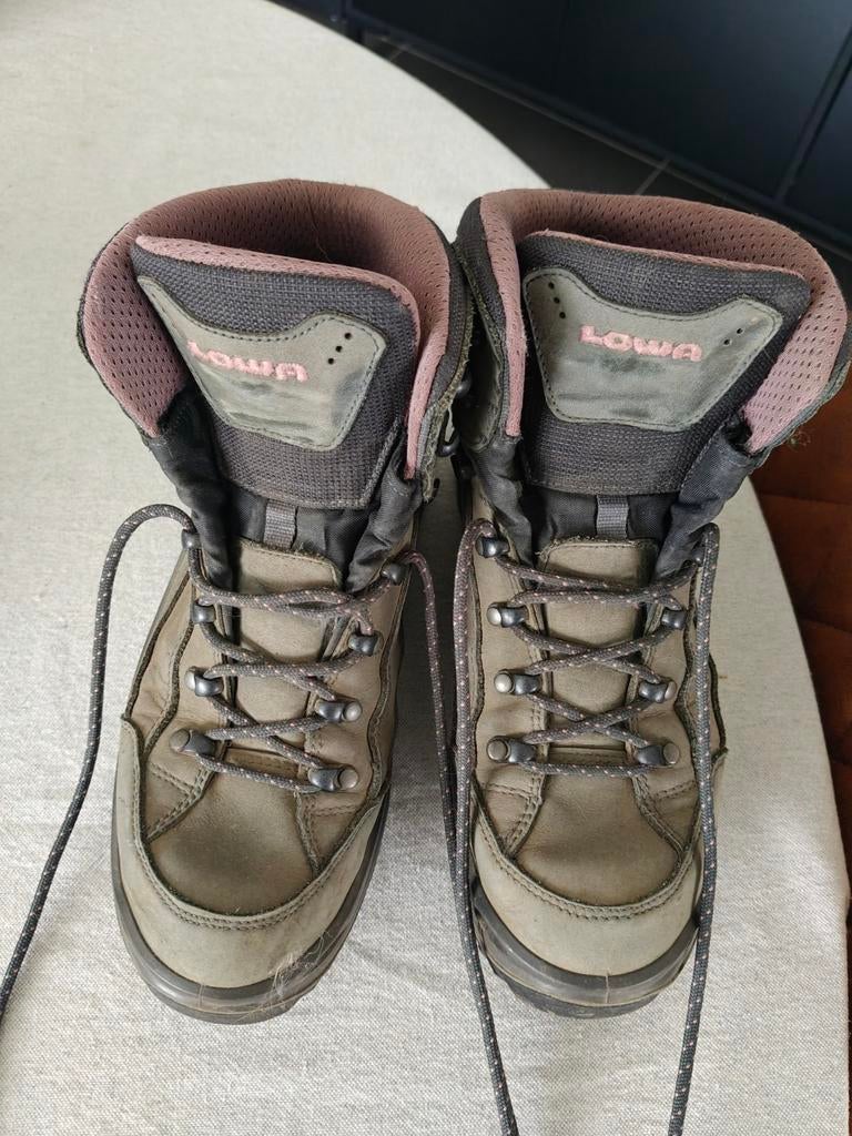 Wandelschoenen Lowa maat 41,5, Sport en Fitness, Ophalen, Zo goed als nieuw, Schoenen