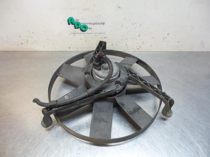 Ventilateur d'un Volkswagen Polo (Polo 99-), Volkswagen, -, 3 mois de garantie, Utilisé