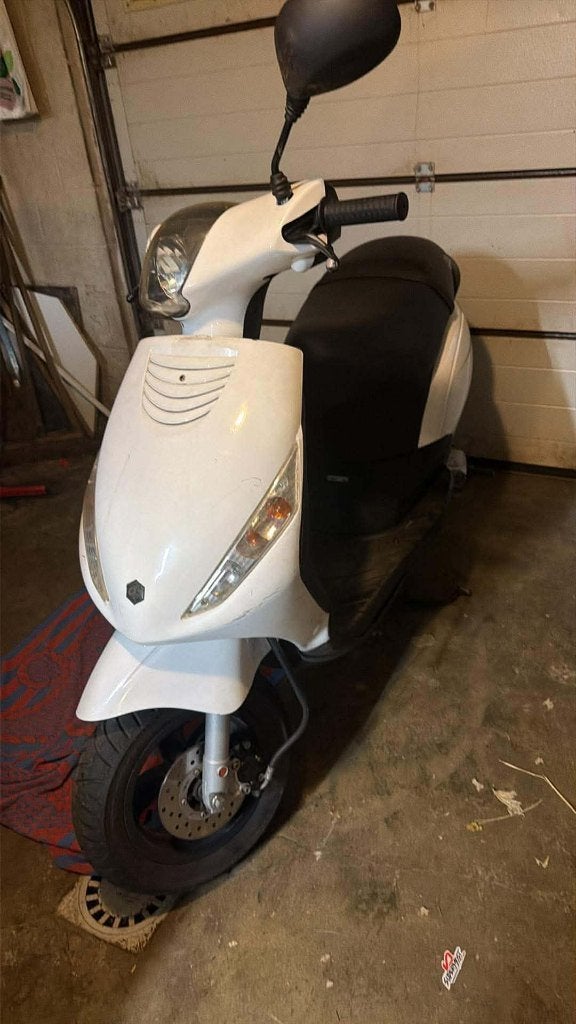 Piaggio Zip 2 temps, Vélos & Vélomoteurs, Zip, Enlèvement, Utilisé, Essence