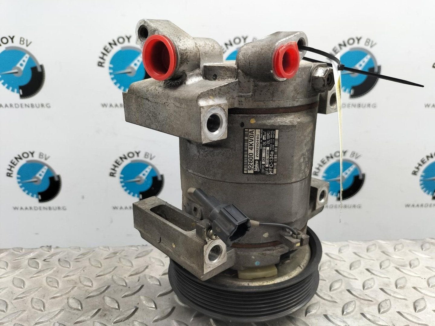 NISSAN NAVARA AIRCO COMPRESSOR / AIRCOPOMP 2013, Auto-onderdelen, Ophalen of Verzenden, Gebruikt, ARN erkend
