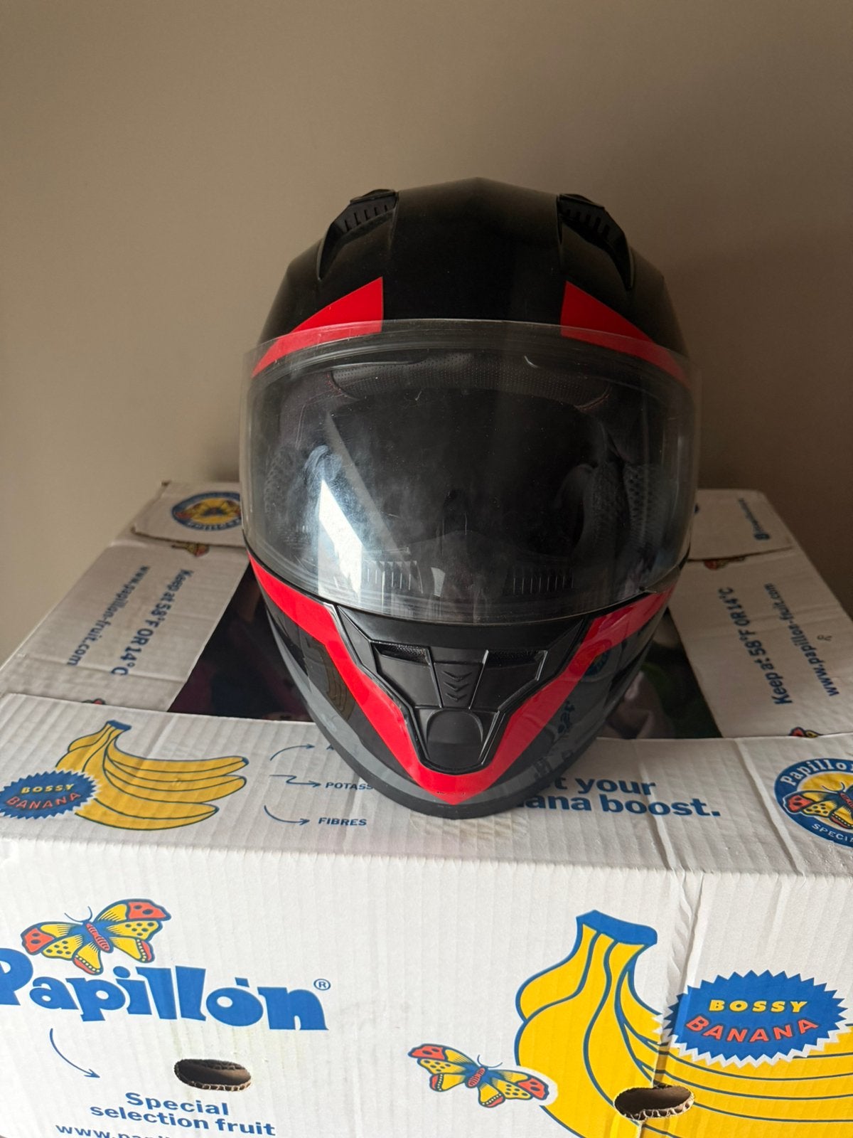 Helm, Enlèvement