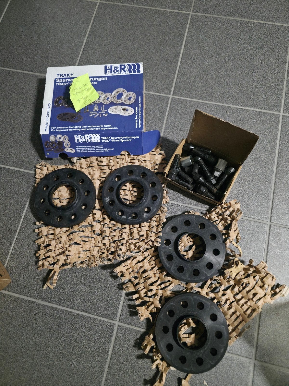 H&R Spacers Spoorverbreders + nieuwe Wiel- en Slotbouten, Ophalen of Verzenden, Gebruikt, BMW