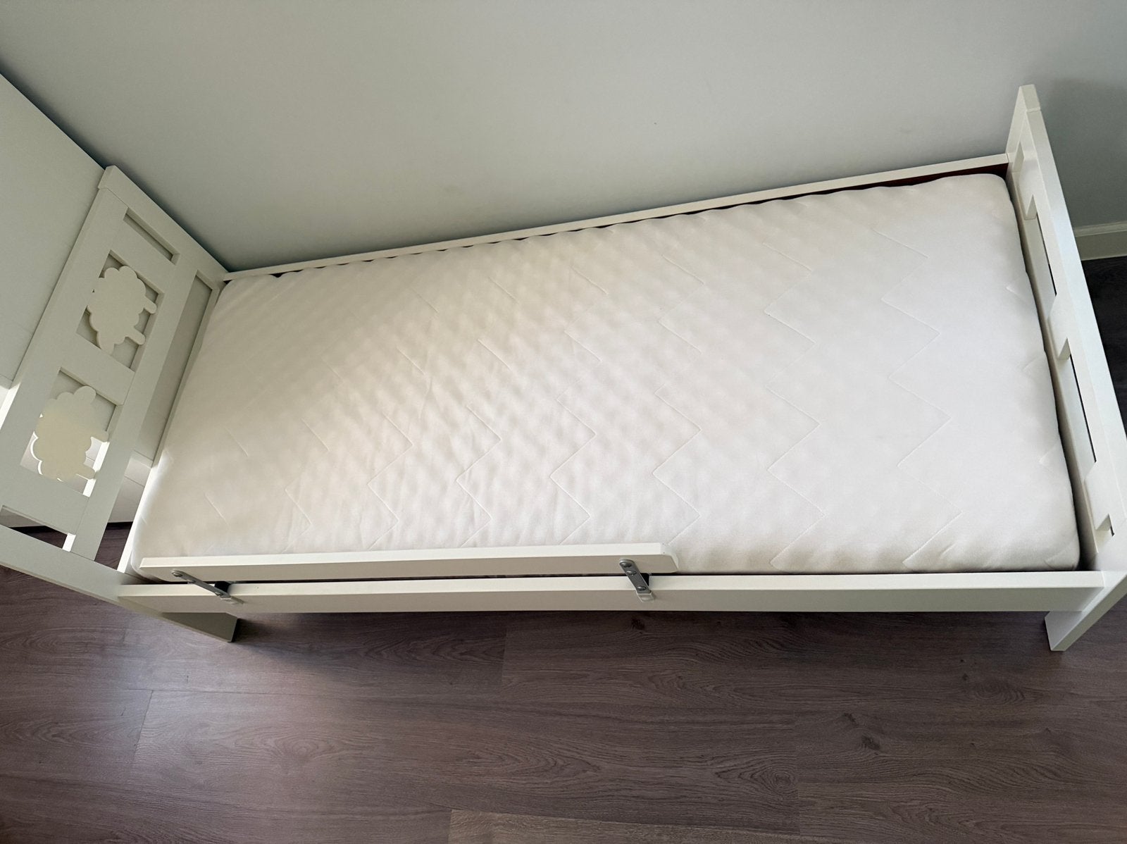 Kritter peuterbed met matras en lattenbodem, Kinderen en Baby's, Ophalen, 70 tot 85 cm, 140 tot 160 cm, Zo goed als nieuw