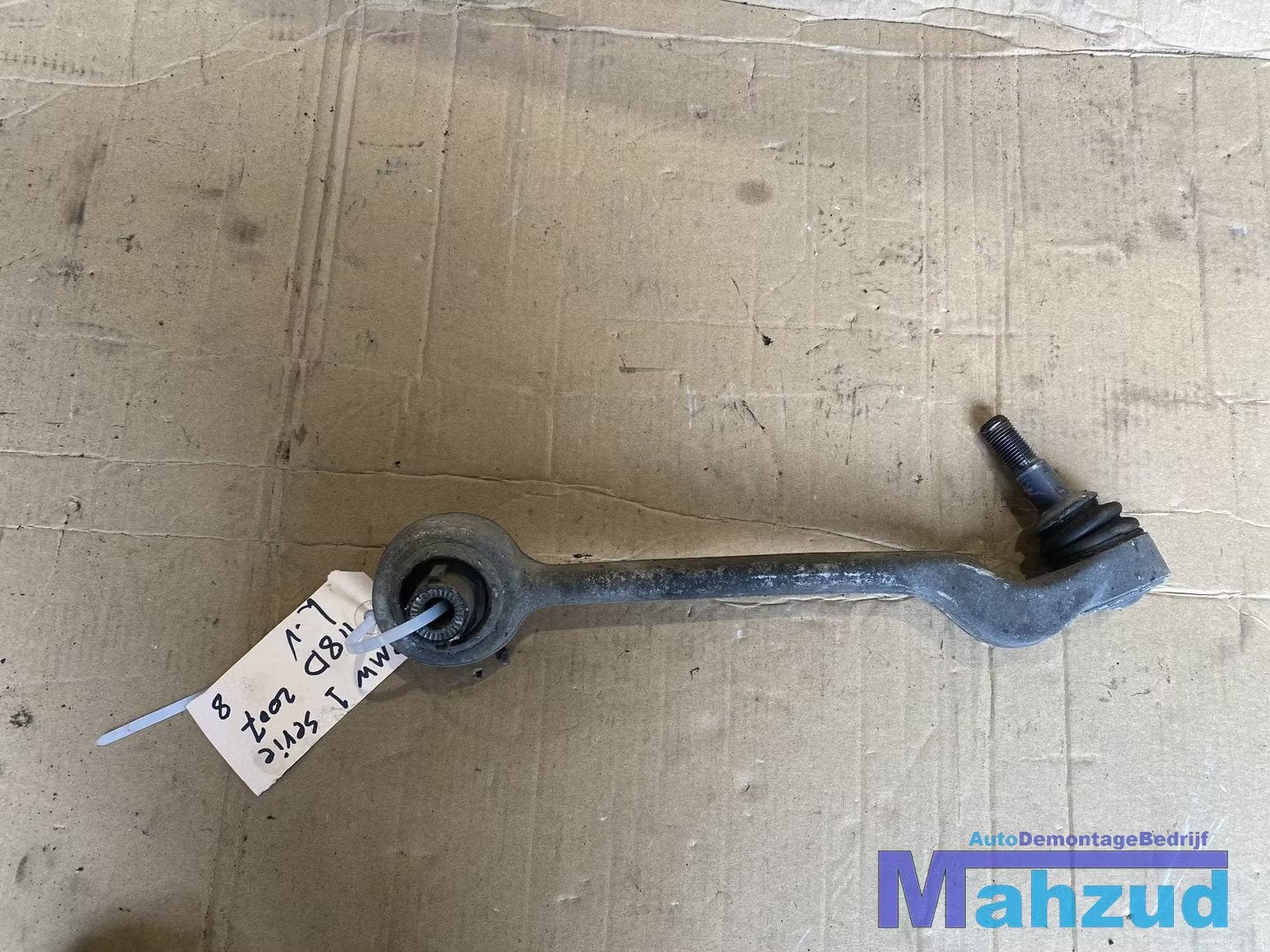 BMW 1 SERIE E87 Links voor draagarm onder 31126763699L, Petuelring 130
80788  Munich, DE, Info@bmw.de, Utilisé, BMW
