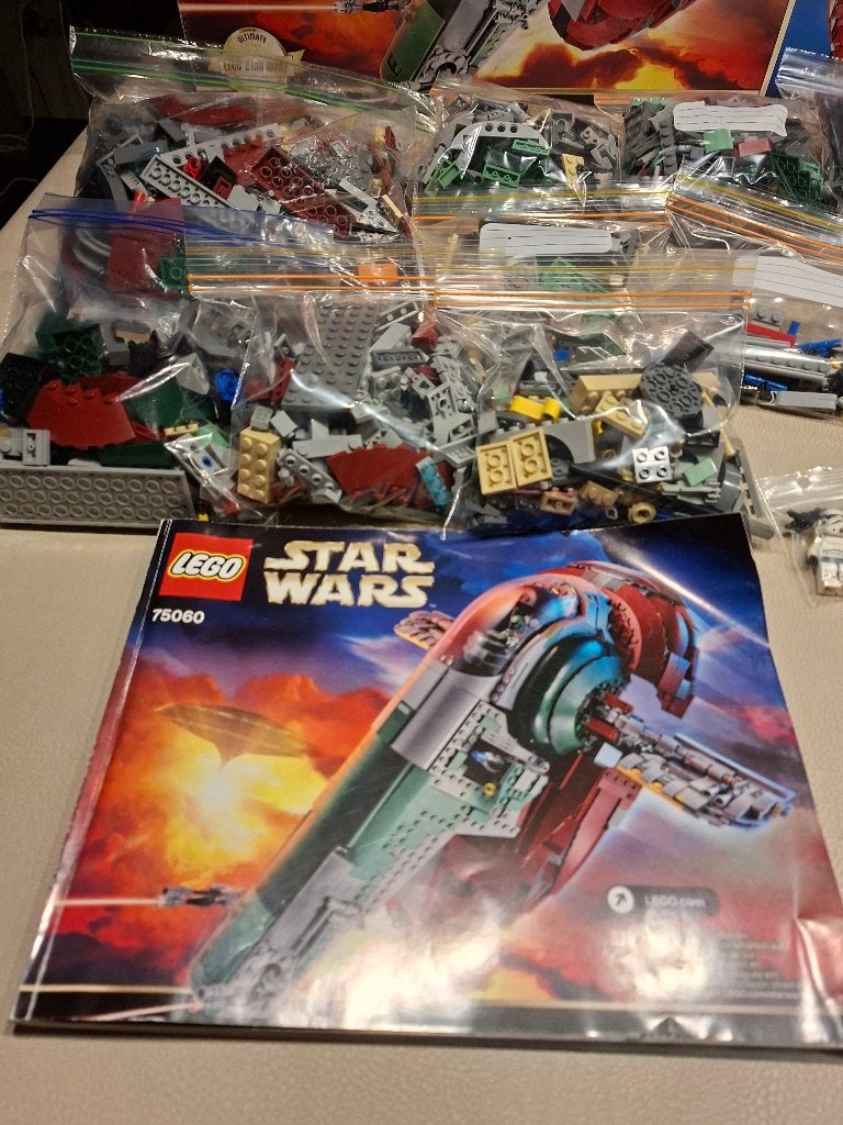 lego star wars 75060 Slave 1 UCS, Enfants & Bébés, Lego, Ensemble complet, Comme neuf, Complet