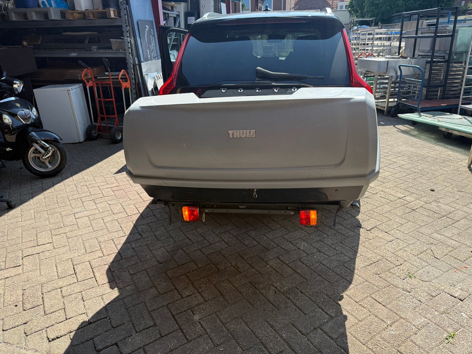 Thule 900 backup bagagebox tow box trekhaakkoffer 420L 50kg, Ophalen, Zo goed als nieuw