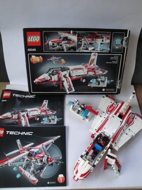 LEGO TECHNIC 42040 Fire Plane complete doos + instructies, Kinderen en Baby's, Lego, Ophalen of Verzenden, Zo goed als nieuw, Compleet
