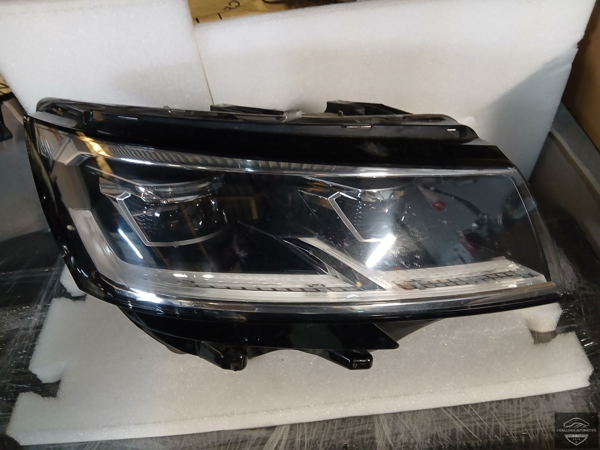 VW Transporter T6 FL 19-22 Vol LED Koplamp Rechts 7L1941036A, Volkswagen, Volkswagen AG, Vw@volkswagen.de, Utilisé
