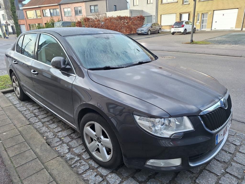 Skoda 1600 diesel, Autos, Skoda, Boîte manuelle, 5 portes, Particulier, Superb