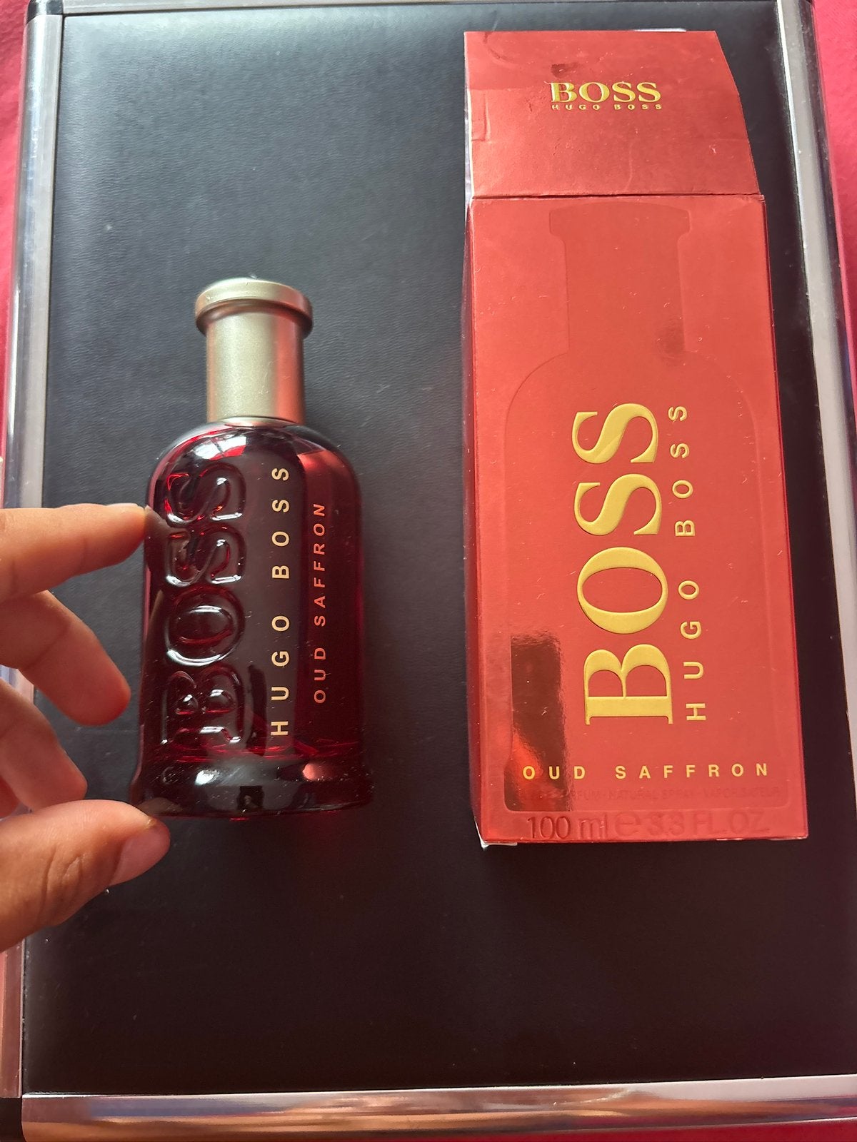 Parfum Hugo Boss au vieux safran, Enlèvement ou Envoi, Comme neuf