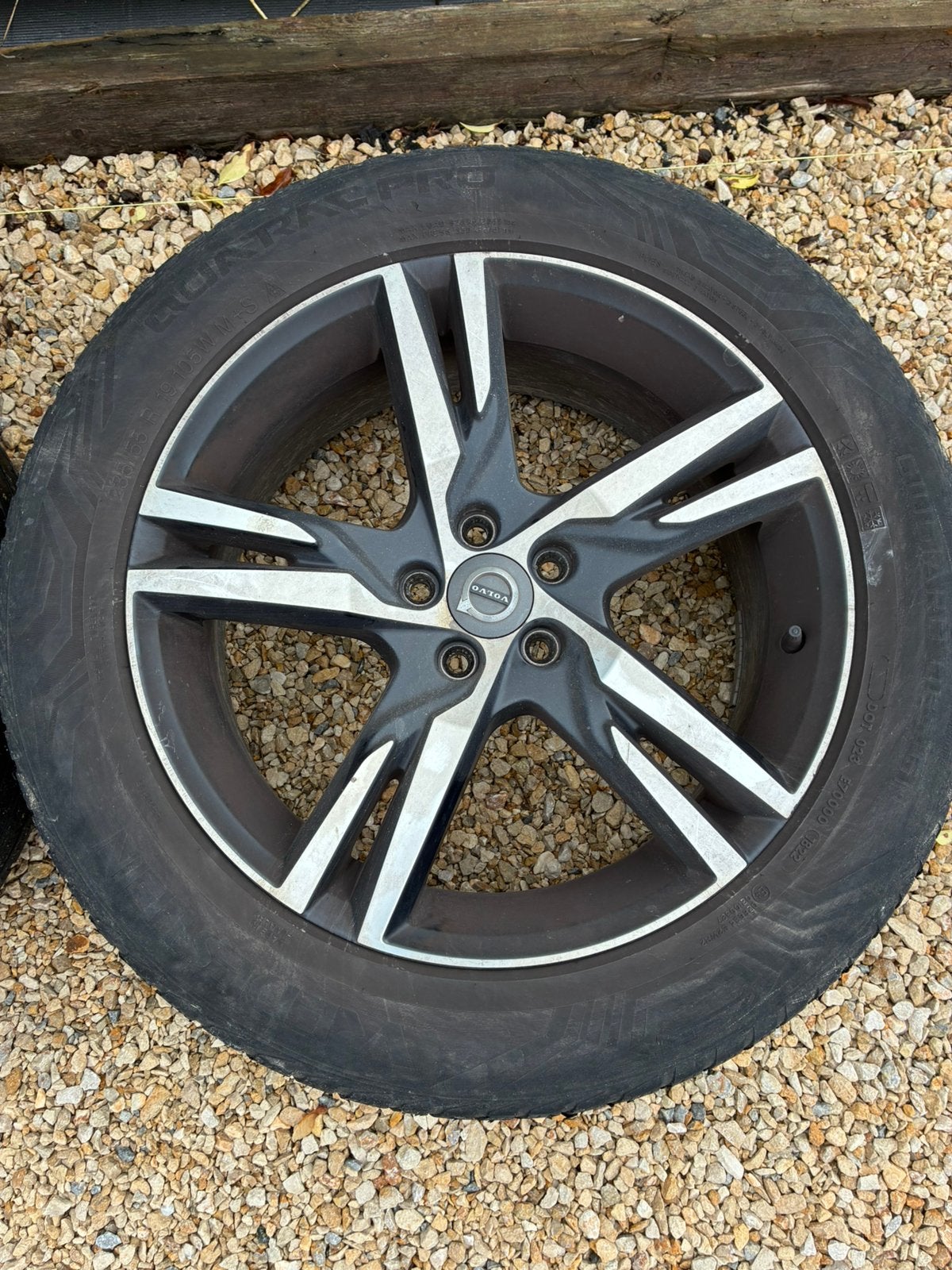 Volco XC60 19p velgen met 235/55-19 4-seizoenenbanden, Gebruikt, Banden en Velgen, 235 mm, All Season