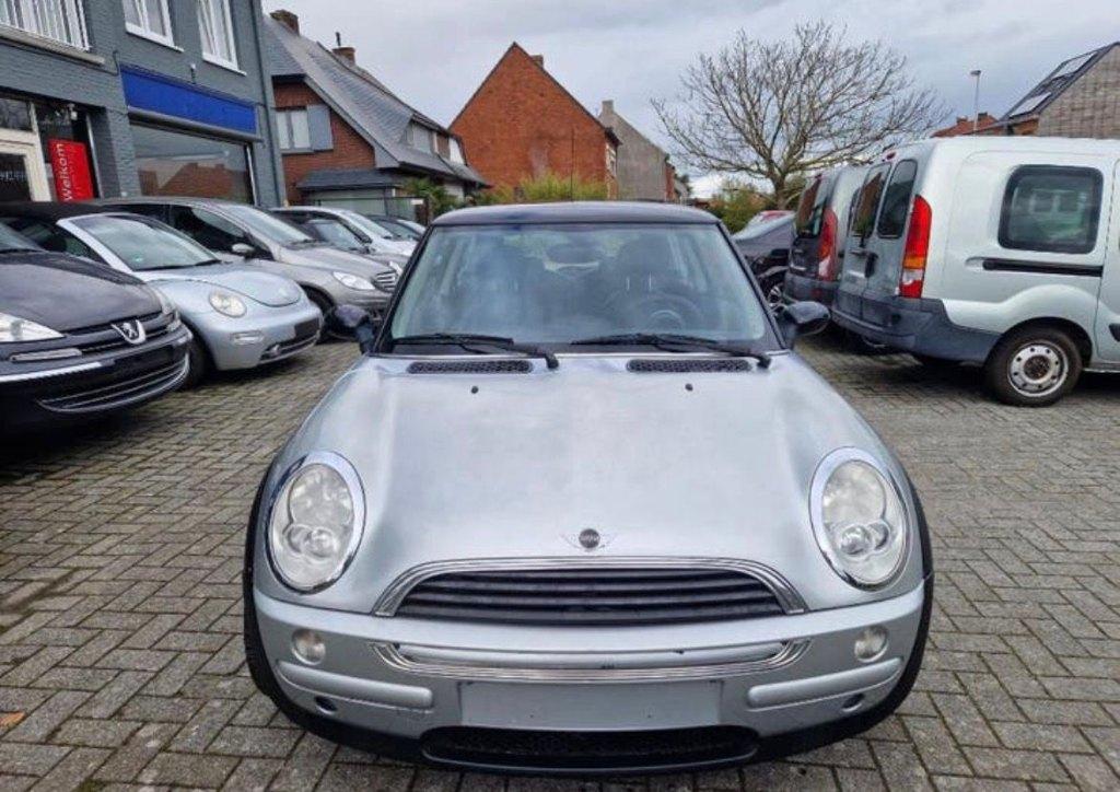 Mini Cooper – 1.6 Benzine Automaat Bj 2002 186000km, 4 zetels, Zwart, 1600 cc, Leder
