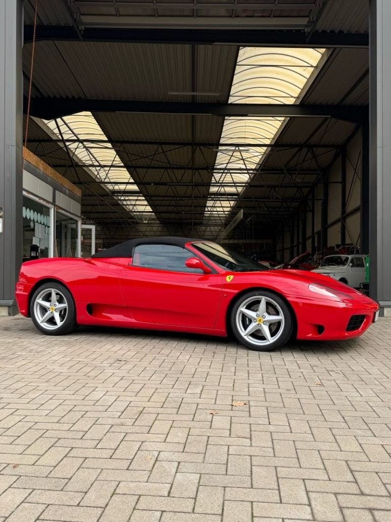 Ferrari 360 Modena spider F1 &  1 jaar garage garantie, Auto's, Dealer onderhouden, Particulier, ABS, Rood