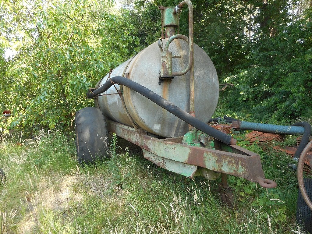 watervat 4000L Ipsa, Ophalen