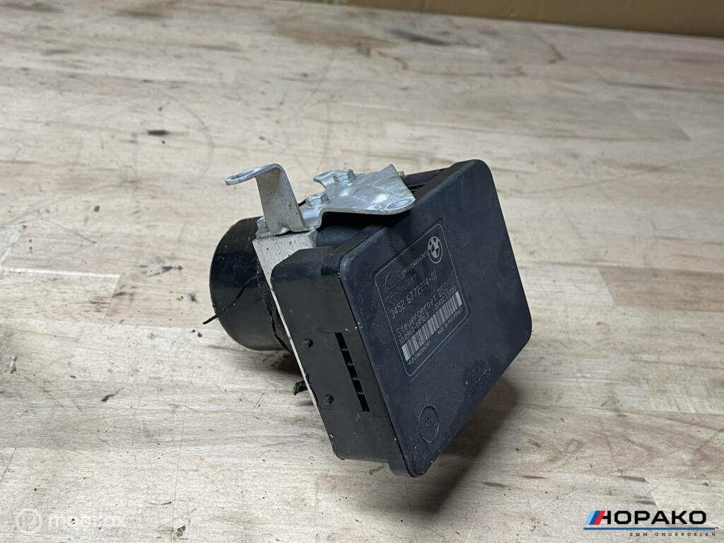 ABS pomp BMW 3 serie E90 E91 E92 E93 | 3452677221401, Gebruikt, Einsteinlaan 5 rijswijk, Bmw, Ophalen of Verzenden