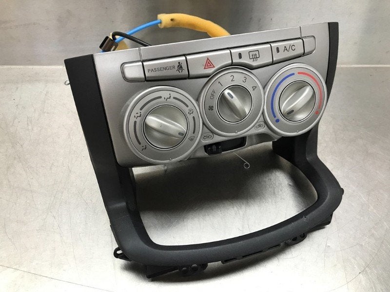 BEDIENINGSPANEEL VERWARMING Subaru Justy (M3), Gebruikt, Subaru