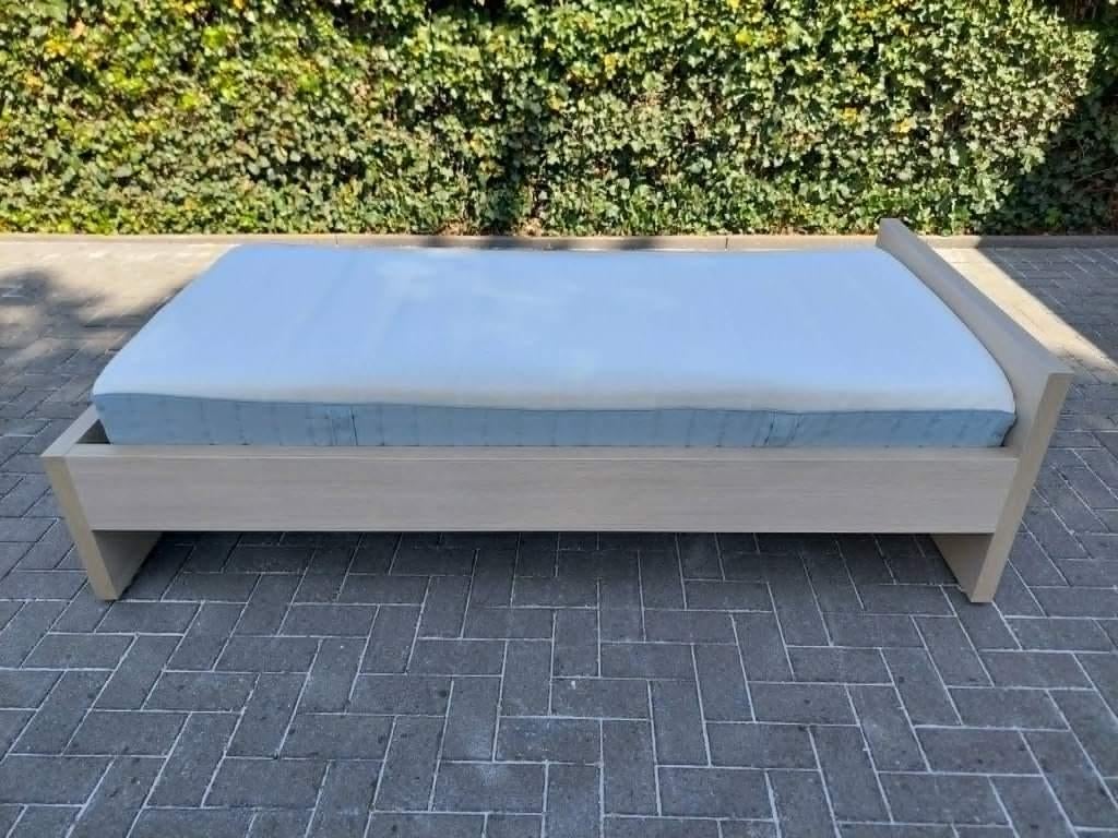 Eénpersoonsbed kompleet, Huis en Inrichting, Slaapkamer | Bedden, Ophalen, Gebruikt, 90 cm, Eenpersoons