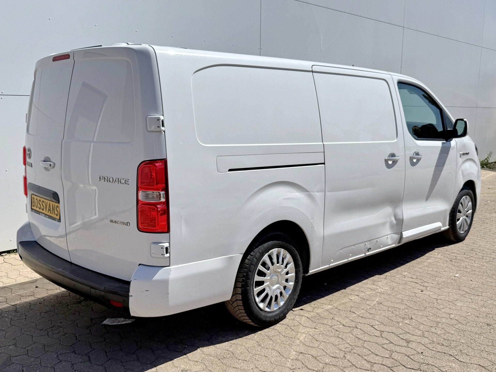 Toyota ProAce Electric 75kWh 136PK L2 Elektrisch 93.0% (SOH), Autos, 100 kW, 330 km, Achat, Entreprise