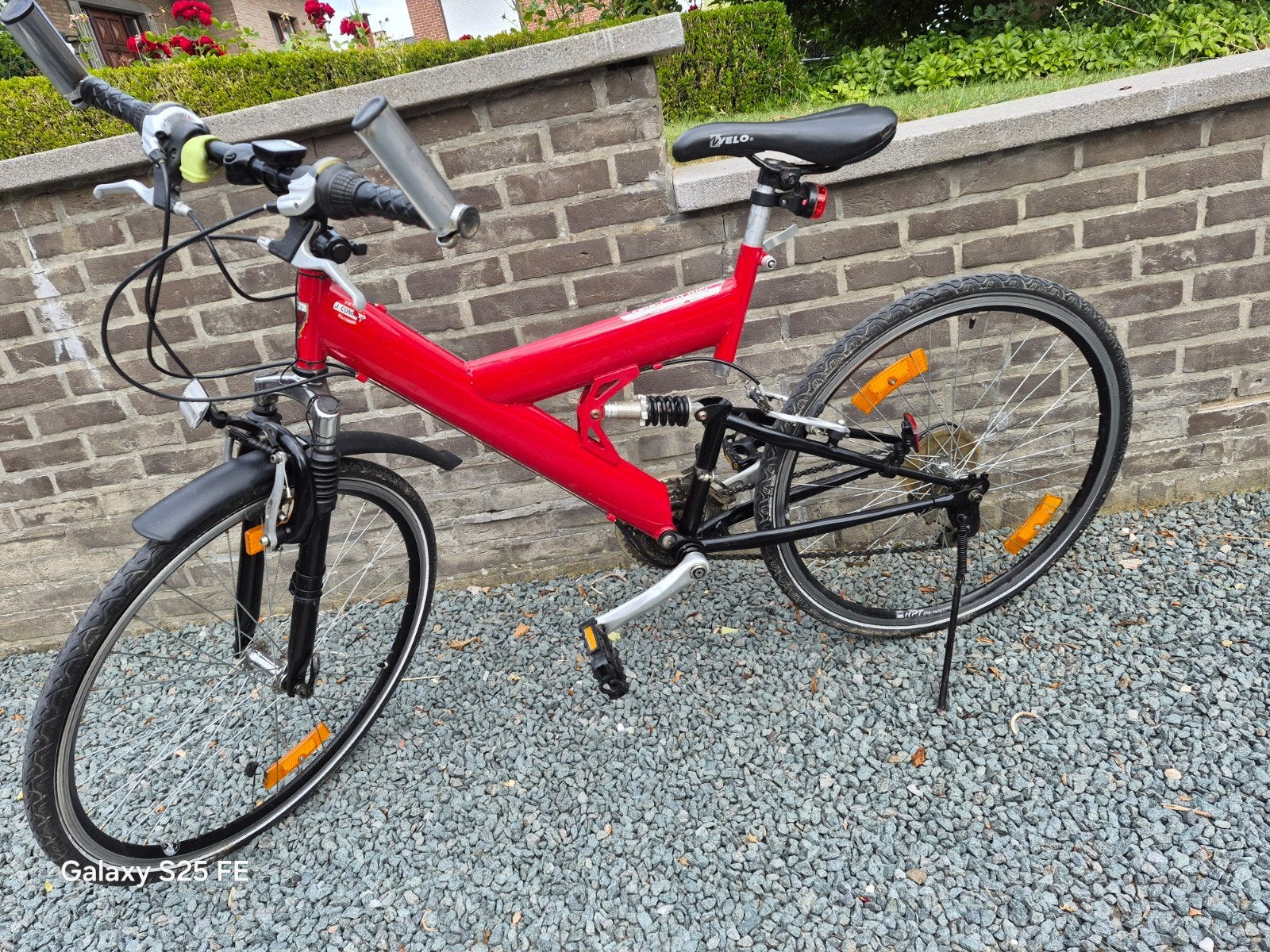 mooie jongensfiets met vernellingen en vering, 26 inch., Gebruikt, Velgrem, Versnellingen, Ophalen