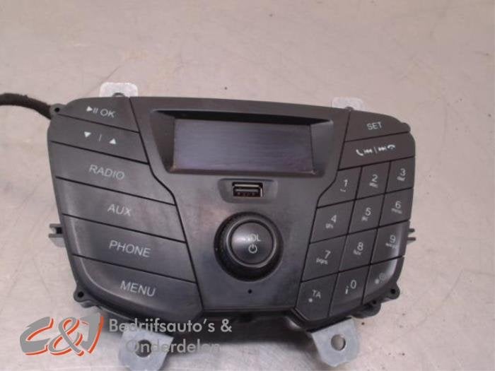 Radio van een Ford Transit Custom, Gebruikt, -, -, Ophalen of Verzenden