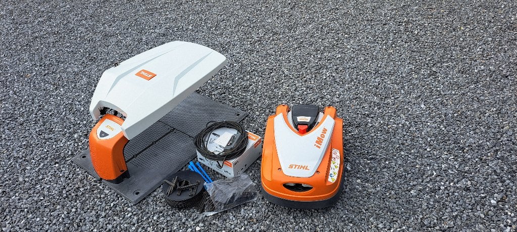 Robotmaaier Imow Stihl RMI 422, Ophalen, Stihl, Zo goed als nieuw, Met regensensor