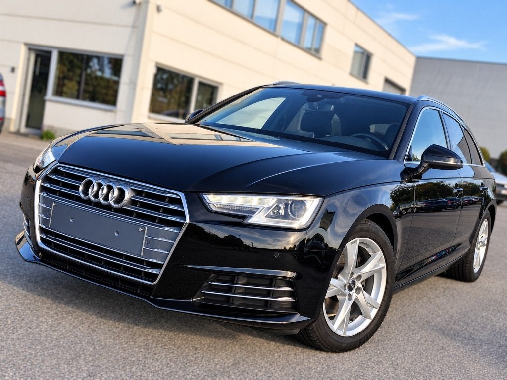 AUDI A4 2.0 TDI SPORT CUIR TOIT OUVRANT PANO TOIT NOIR, Cuir, Commande vocale, Achat, A4