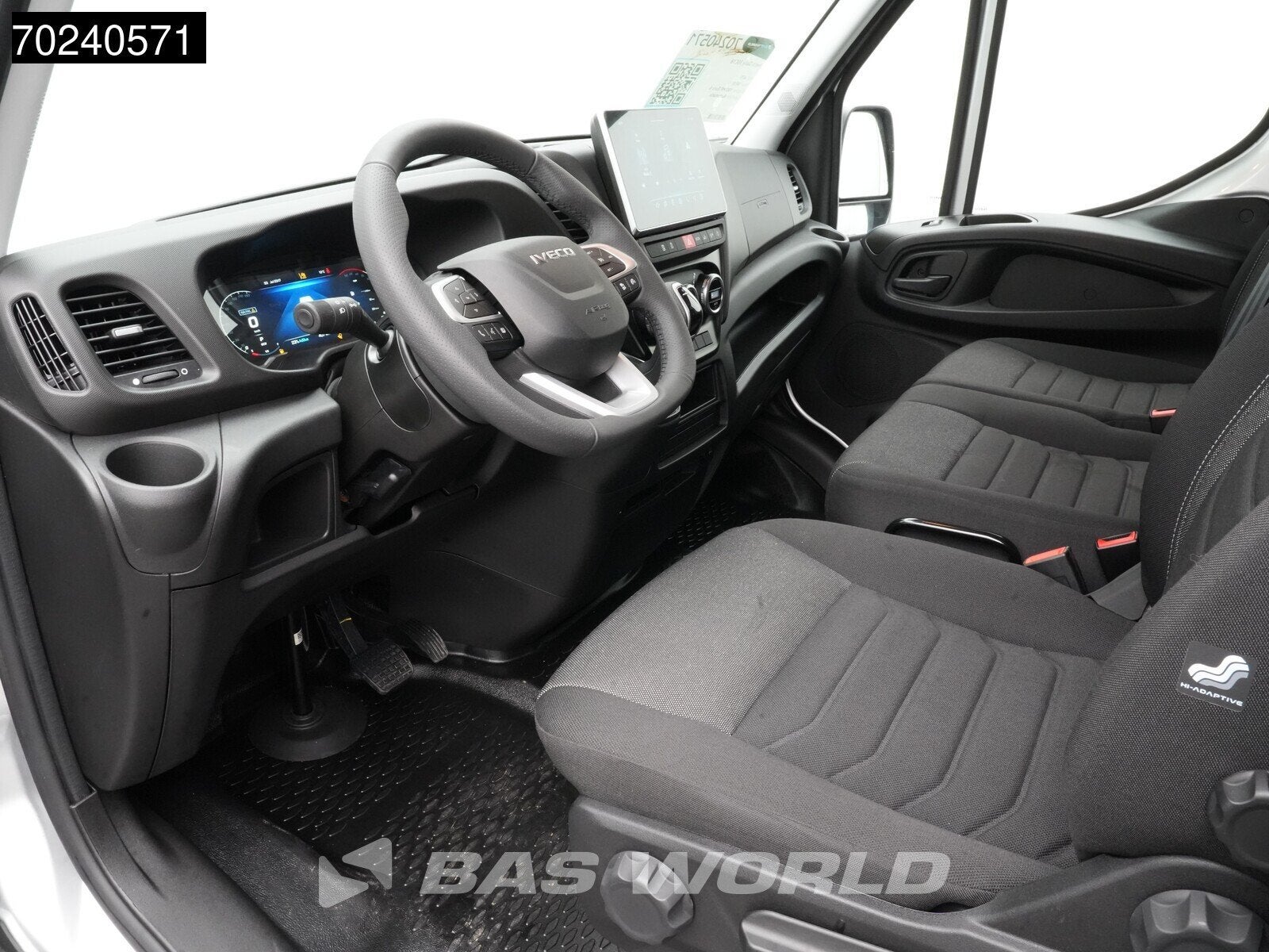 Iveco Daily 35C18 BPM VRIJ! 3.0L Automaat L3H2 180PK Dubbell, Autos, Neuf, Argent ou Gris, Achat, Euro 6