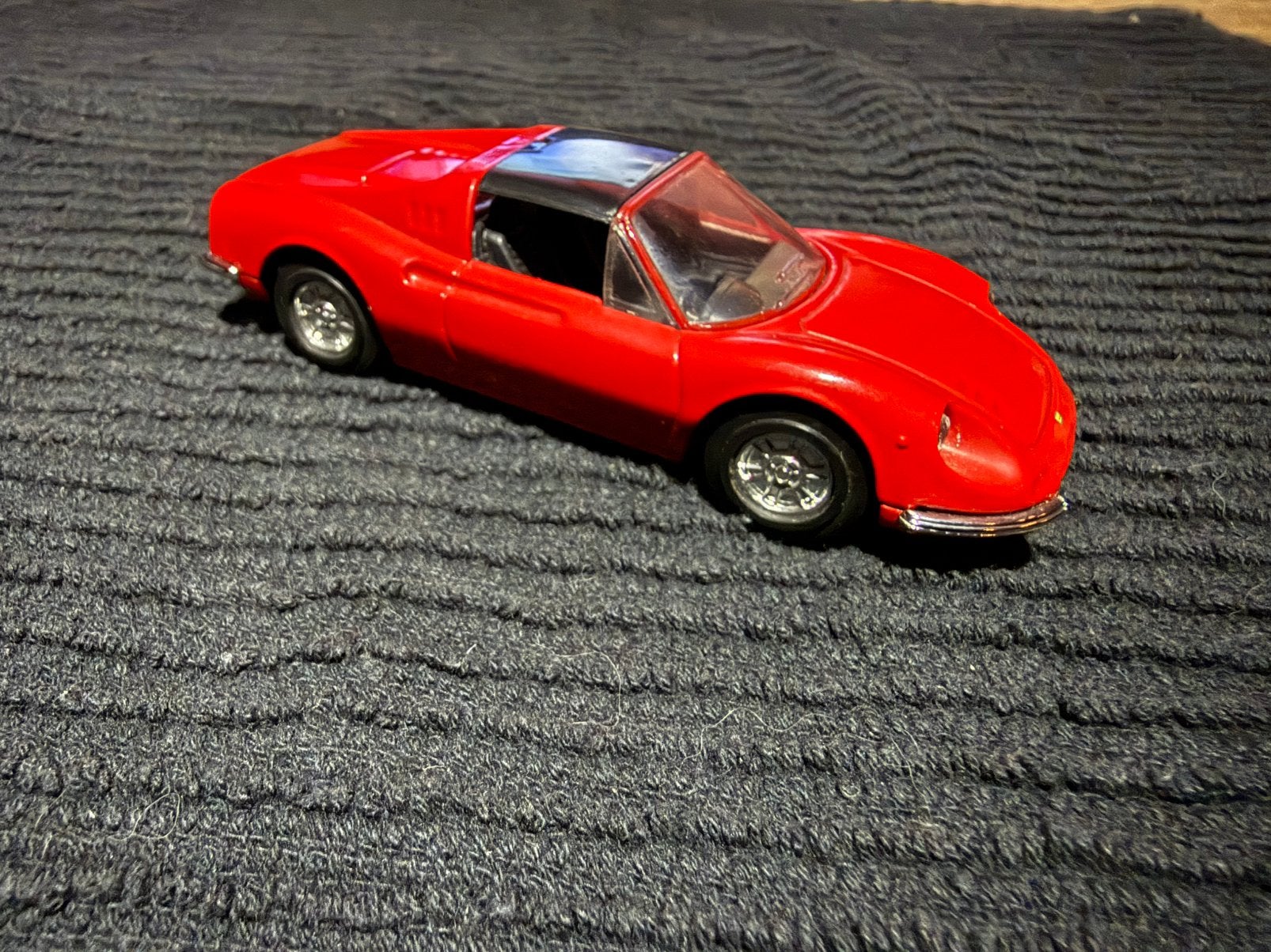 Ferrari 246 GTS Dino - Matchbox Dinky, Ophalen of Verzenden, Auto, Matchbox