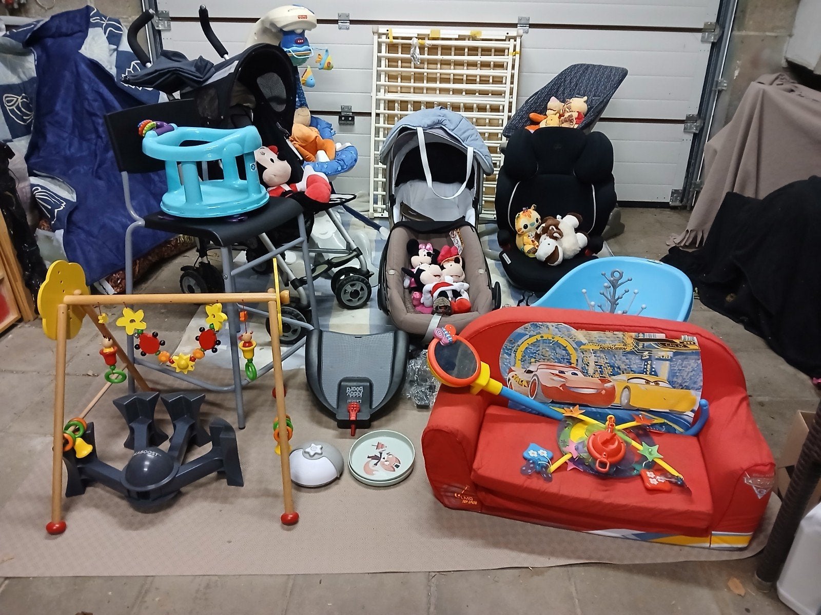 lot de brocante, Divers, Enlèvement
