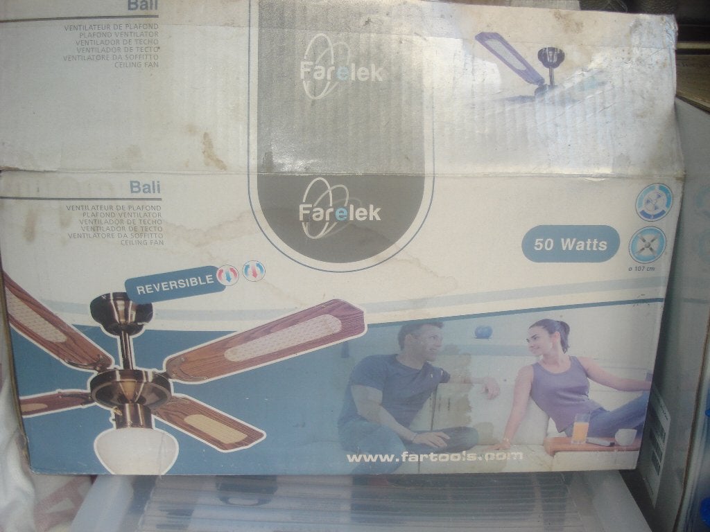 ventilo  avec  lumiére  neuf, Enlèvement, Neuf, dans son emballage, Bureau