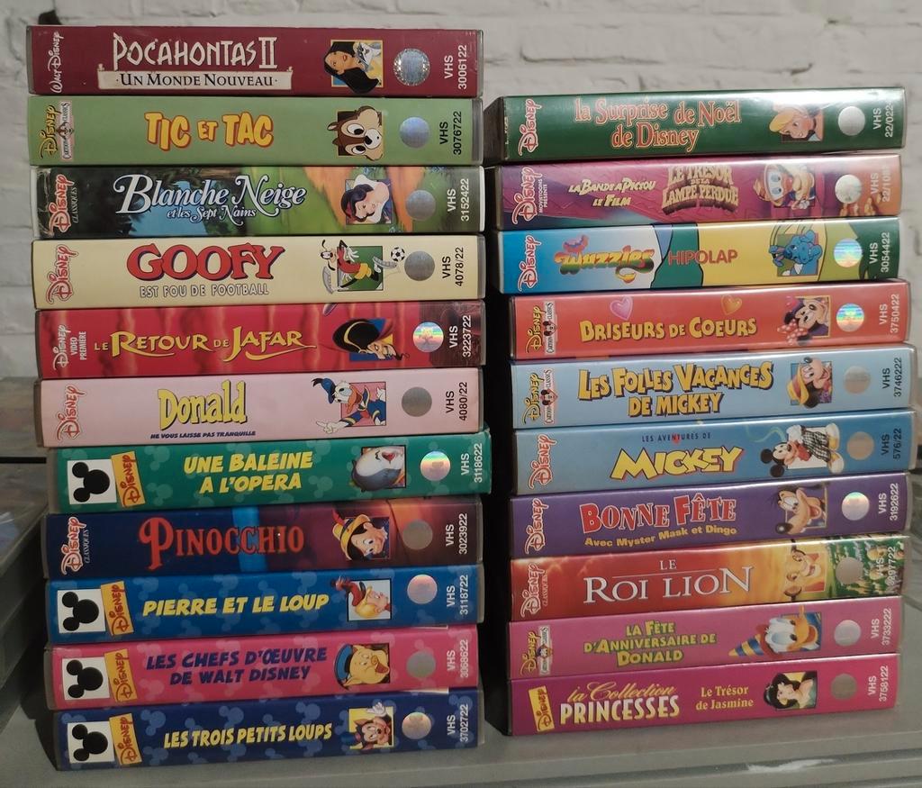 VHS Disney de tout, CD & DVD, VHS | Enfants & Jeunesse, Enlèvement, Comme neuf, Dessin animé
