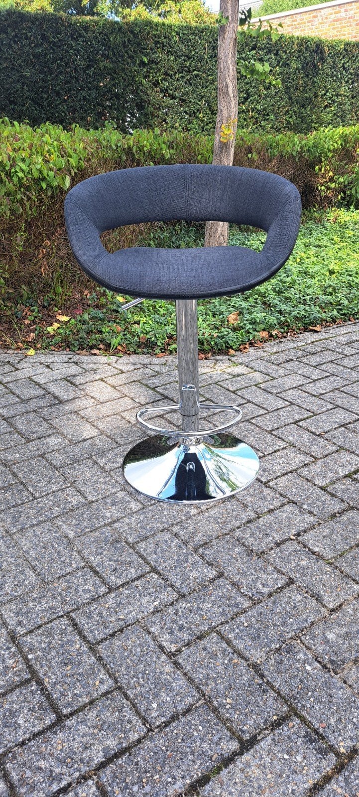 Nieuwe barstoel, Huis en Inrichting, Ophalen
