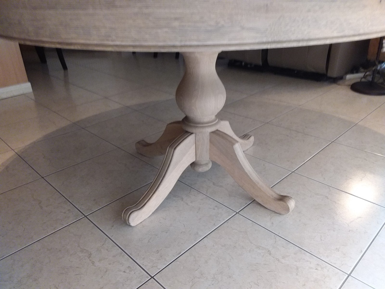 Te koop ronde tafel  142 cm, Huis en Inrichting, Tafels | Eettafels, Ophalen