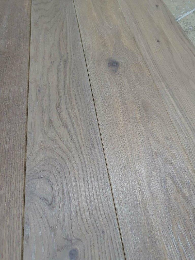 HOUTEN PARKET; 178 M2 MASSIEF EIKEN 12, GEROOKT WIT GEOLIED, Tuin en Terras, Grind, Keien en Split, Wit, Ophalen