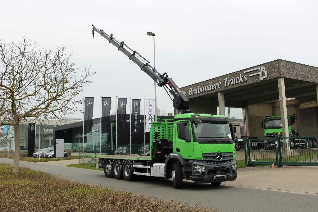 Mercedes 3240 8x4 Arocs - 2017 - 406.990 km - EURO 6, Auto's, Vrachtwagens, Automaat, Euro 6, Mercedes-Benz, Bedrijf