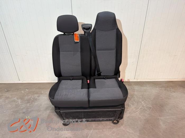 Banquette avant droit d'un Renault Master, Autos : Pièces & Accessoires, Renault, -, 3 mois de garantie, Utilisé