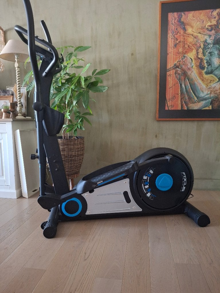 FOCUS Fitness crosstrainer, Sport en Fitness, Ophalen, Zo goed als nieuw, Crosstrainer
